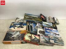 1円〜 同梱不可 ジャンク 1/72 他 RF-18偵察機、イギリス ブレンガンキャリヤー 等_画像1