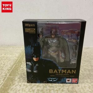 1円〜 未開封 S.H.Figuarts バットマン THE DARK KNIGHTの画像1