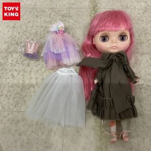 1円〜 ジャンク 箱無 Blythe ブライス ピンク ロングヘア パープルアイ チュールドレス 王冠 他の画像1