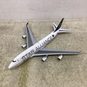 1円〜 JC WINGS 1/200 STAR ALLIANCE THE WAY THE EARTH CONNECTS ボーイング747-400の画像3