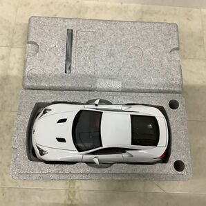 1円〜 オートアート 1/18 レクサス LFA ホワイトの画像2