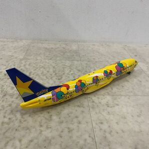 1円〜 スカイマーク 1/130 そらとぶピカチュウプロジェクト ピカチュウジェット BC1 ボーイング 737-800の画像4