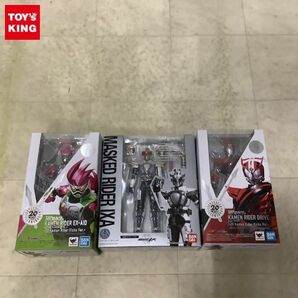 1円〜 S.H.Figuarts 仮面ライダーイクサ、仮面ライダードライブ タイプスピード 20 Kamen Rider Kicks Ver. 等の画像1