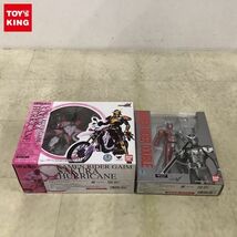 1円〜 未開封 S.H.Figuarts 仮面ライダー鎧武 サクラハリケーン 仮面ライダーW ヒートメタル_画像1