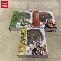 1円〜 S.H.Figuarts 仮面ライダー鎧武 仮面ライダーバロン バナナ アームズ 仮面ライダー斬月 メロンアームズ 他_画像1