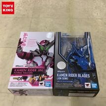 1円〜 S.H.Figuarts 仮面ライダーゼロワン 仮面ライダー迅フライングファルコン、セイバー 仮面ライダーブレイズ ライオン戦記_画像1