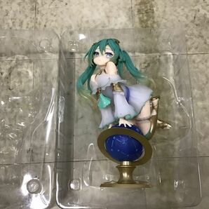 1円〜 初音ミク 39の日 記念くじ 2nd season A賞 スケールフィギュア Glittering Star ver.の画像2