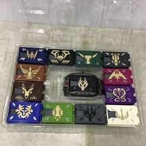 1円〜 欠品 バンダイ 仮面ライダー龍騎 変身ベルト Vバックル 13ライダーセット_画像2