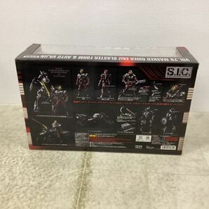 1円〜 バンダイ S.I.C./SIC 仮面ライダーファイズ ブラスターフォーム＆オートバジンの画像6