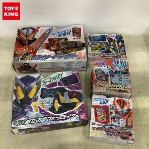 1円〜 バンダイ 仮面ライダー セイバー DX聖剣ソードライバー、リバイス DX滅亡迅雷フォースライザー 他