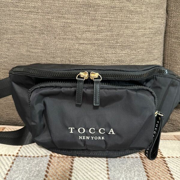 tocca ボディバッグ　ウエストポーチ　黒 ウエストバッグ ショルダーバッグ