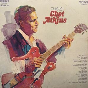 h 2LP 二枚組 チェット・アトキンス This is Chet Atkins 見開きジャケット レコード 5点以上落札で送料無料の画像1