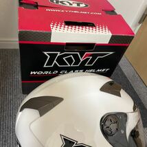 新品未使用 KYT ジャパン CASCO C5 フルフェイス ヘルメット Sサイズ 55〜56 ソリッドホワイト バイク 2輪 (88)_画像6