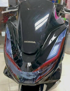 HONDA PCX-2021(JK05)　ヘッドライトステッカー(赤)　BIKE-2022-J081/3-1