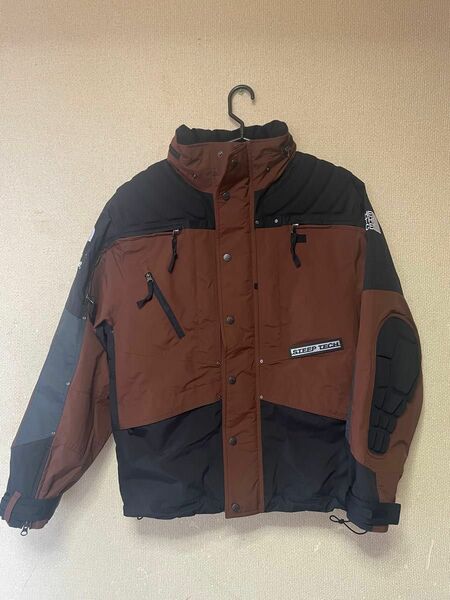 Supreme / The North Face Steep Tech Apogee Jacket