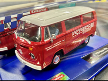 1/32 Carrera 20031096 VW Bus T2b "Porsche Renndienst" スロットカー _画像1