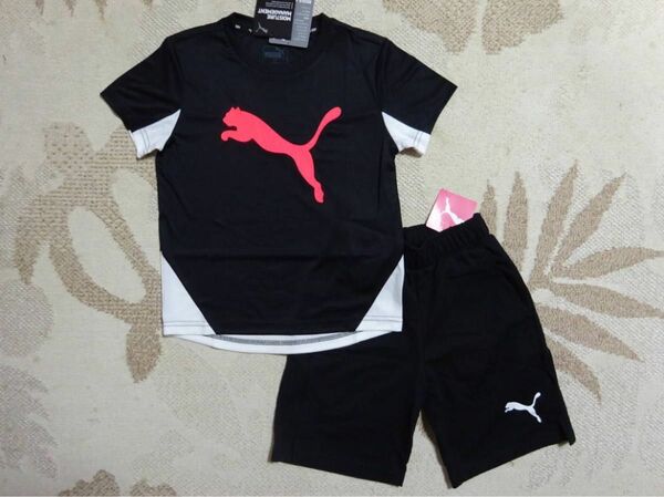 新品★PUMA プーマ★130★大人気!!快適!!ビッグロゴ半袖Tシャツ・ロゴハーフパンツ★ブラック 黒★上下