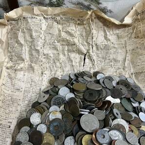 古銭 硬貨 日本古銭 外国 古くて汚れています。約3.5kg まとめ売りの画像2