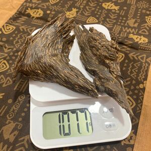 カリマンタン島産 香料樹木材 107.7g 【以下検索ワード…香料樹木材 香料素材 香木類 沈香 伽羅 佐曽羅 寸聞多羅 】