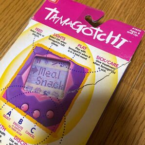 当時物 レア たまごっち TAMAGOTCHI バンダイ 英語版 ホワイト 白 の画像4