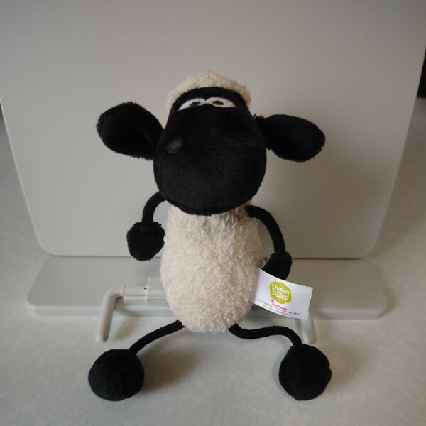 【中古】NHCI ひつじのショーン Shann the sheep ぬいぐるみ キーホルダー Aardman