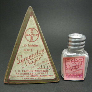 12 バイエルーピラミドン錠 薬瓶 空き瓶 / 戦前 戦後 パッケージ ラベル 小瓶 ガラス瓶の画像1