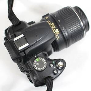 Y6168＃◆中古品◆NIKON ニコン デジタル一眼レフ D5000 ダブルズームキット AF-S DX NIKKOR 18-55mm / AF-S DX VR ZOOM-NIKKOR 55-200mm の画像4