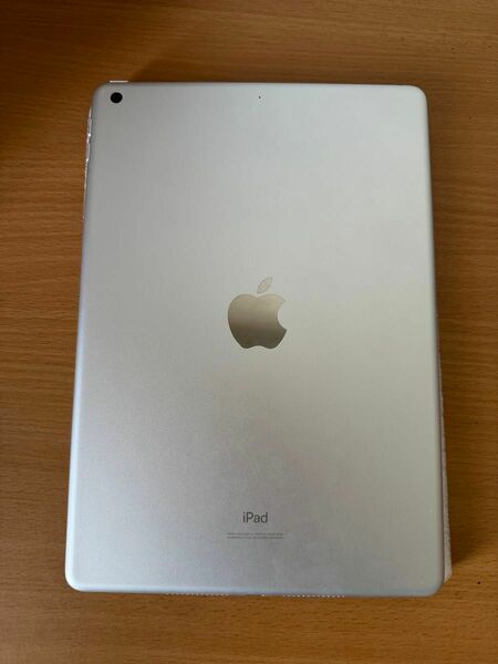 iPad 第7世代 Wi-Fiモデル 32GB シルバー MW752J/A A2197 動作確認済