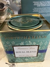 即決1点のみ★F＆Мの代名詞【ロイヤルブレンド250g缶】フォートナム＆メイソンの代表ブレンド　The Mother of All Teas_画像2