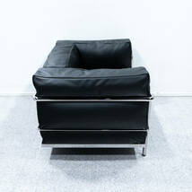 【中古品】Cassina カッシーナ LC 3 FAUTEUIL GRAND CONFORT フォートゥイユグランコンフォール 1人掛けソファ レザー ブラック 定価111万_画像5