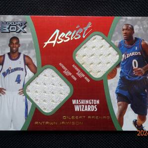 Antawn Jamison/Gilbert Arenas 2004-05 Topps Luxury Box Assist Dual Relics #25/75の画像1