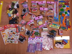 まとめて　消しゴム 　おもしろ消しゴム　日本製 プレゼント ご褒美 おまけ 景品 おもちゃ こども 文具 ばらまき　未開封30個　開封済20個