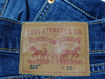 ●リーバイス LEVIS デニム 505 W30 革パッチ ７分丈 ●0424●_画像2