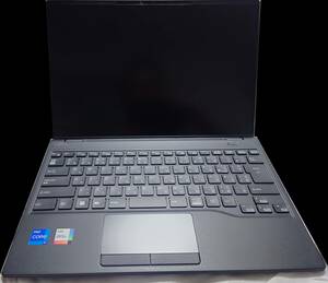 【ほぼ未使用・超軽量689g】富士通 LIFEBOOK WU-X/H1 (CPU Core i7 1355U, メモリ 32GB！！, SSD 2TB！！, WinHello顔認証)