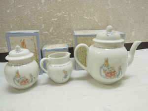 2058) 未使用 保管品 WEDGWOOD ウェッジウッド ピーターラビット ティーポット/シュガーボックス/クリーマー 3点セット まとめ売り