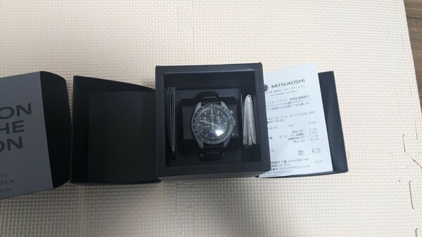 Swatch × Omega Mission to the Moonスウォッチ × オメガ ミッション トゥ ザ ムーン SO33M100