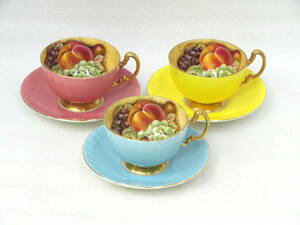 Доставка включала в себя Aynsley / Einzley Orchard Gold Cup &amp; Baucer 3 Set Set Unared