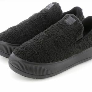 プーマ スウェード マユ スリッポン テディ 黒　384887-01 SUEDE MAYU SLIP-ON TEDDY WNS ウィメンズ 23㎝箱付き