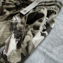 新品 正規品 adidas アディダス 上下セット スウェット セットアップ カーキ オリーブ 茶 ブラック ロゴ刺繍 総柄 迷彩 薄手 L_画像7
