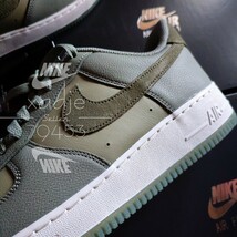 新品 正規品 NIKE ナイキ AIR FORCE1 LOW エアフォース1 ロー 07 LV8 カーキ オリーブ 白 クリアソール 28.5cm US10.5 箱付き_画像2