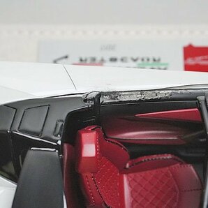 アイドロン / メイクアップ 1/18 Lamborghini ランボルギーニ アヴェンタドール S ロードスター 2017 バルーンホワイト 限定50台 EML055Bの画像7