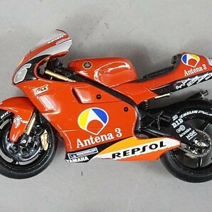 全長約8~9cm ホンダ RC211-V 2004 モトGP #15 / DUCATI ドゥカティ DESMOSEDICI #65 など車体のみ 9点セット ※ジャンク品の画像3