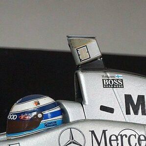 ミニチャンプス PMA 1/18 McLaren Mercedes マクラーレン メルセデス MP4/12 M.ハッキネン 1997 #9 530971809の画像5