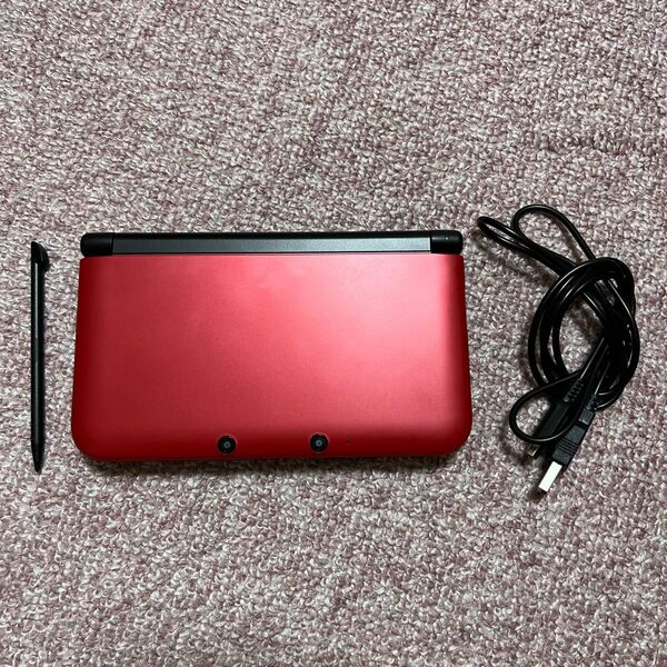 ニンテンドー3DS LL レッド【充電器付き】