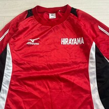 MIZUNO ミズノ ロゴプリント入り スポーツウェア上 HIRAYAMA　レッド　サイズM_画像2