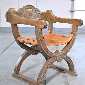 イタリア製 ビンテージ サヴォナローラチェア 本革 椅子 彫刻 腰掛け ビンテージ クラシック エレガントの画像1