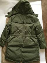 極美品　BURBERRY CHILDREN(バーバリー チルドレン)　モッズコート　１２Y1５２㎝_画像3