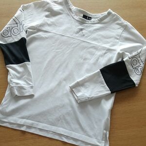 adidas アディダス 長袖 Tシャツ ロンT 150