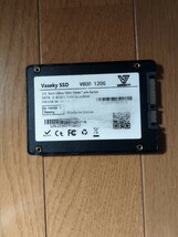 送料無料 Vaseky SATA SSD 2.5インチ 120GB 厚み7mm 動作確認済_画像2