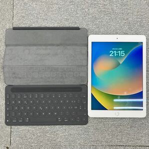 &【売り切り】Appleアップル iPad Pro32GB 9.7インチ MLMP2TY/A 純正スマートキーボード付属 A1772 初期化済 アクティベーションロック無しの画像2